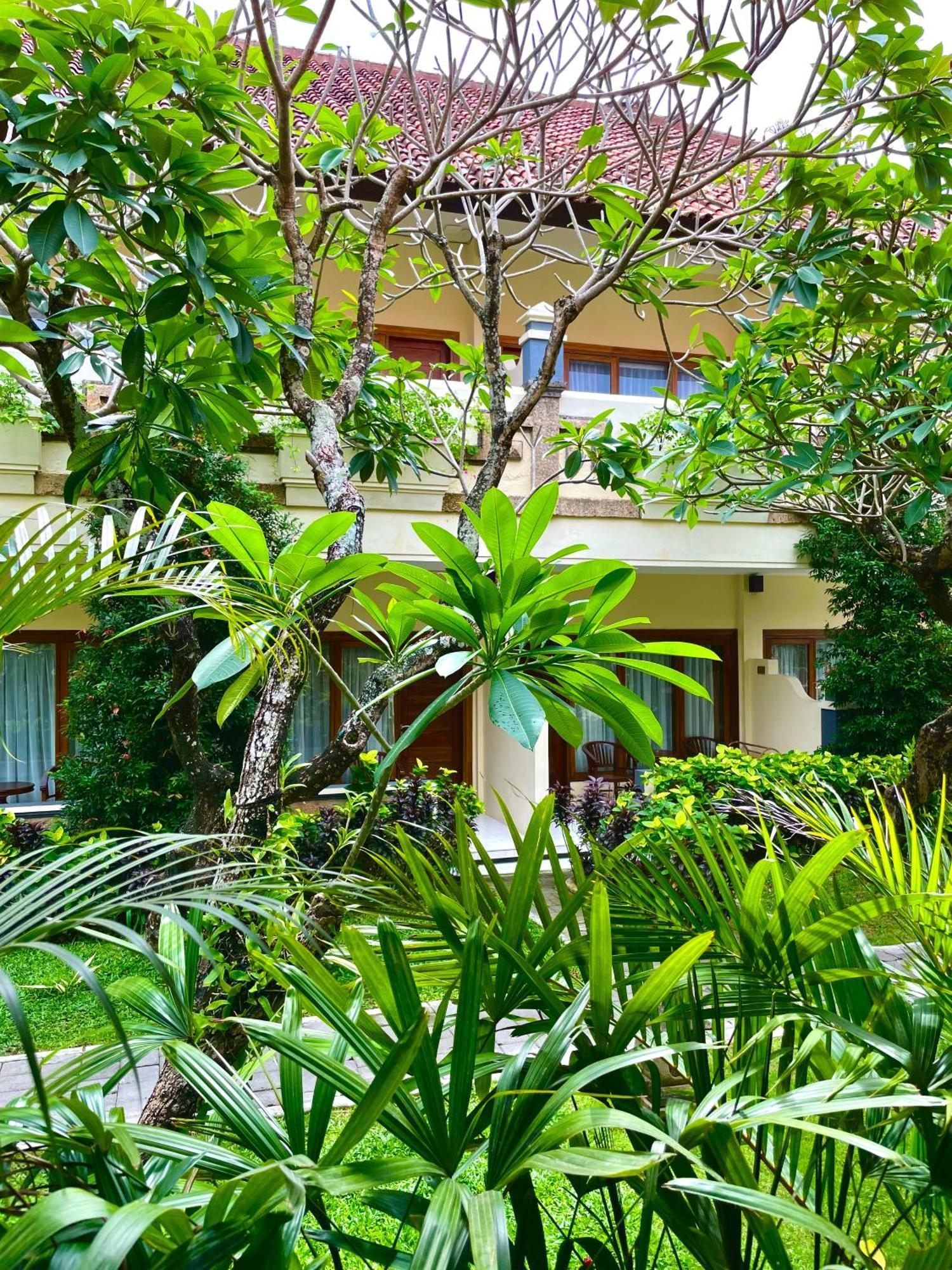 Marine Bay Sanur Hotel Exterior photo