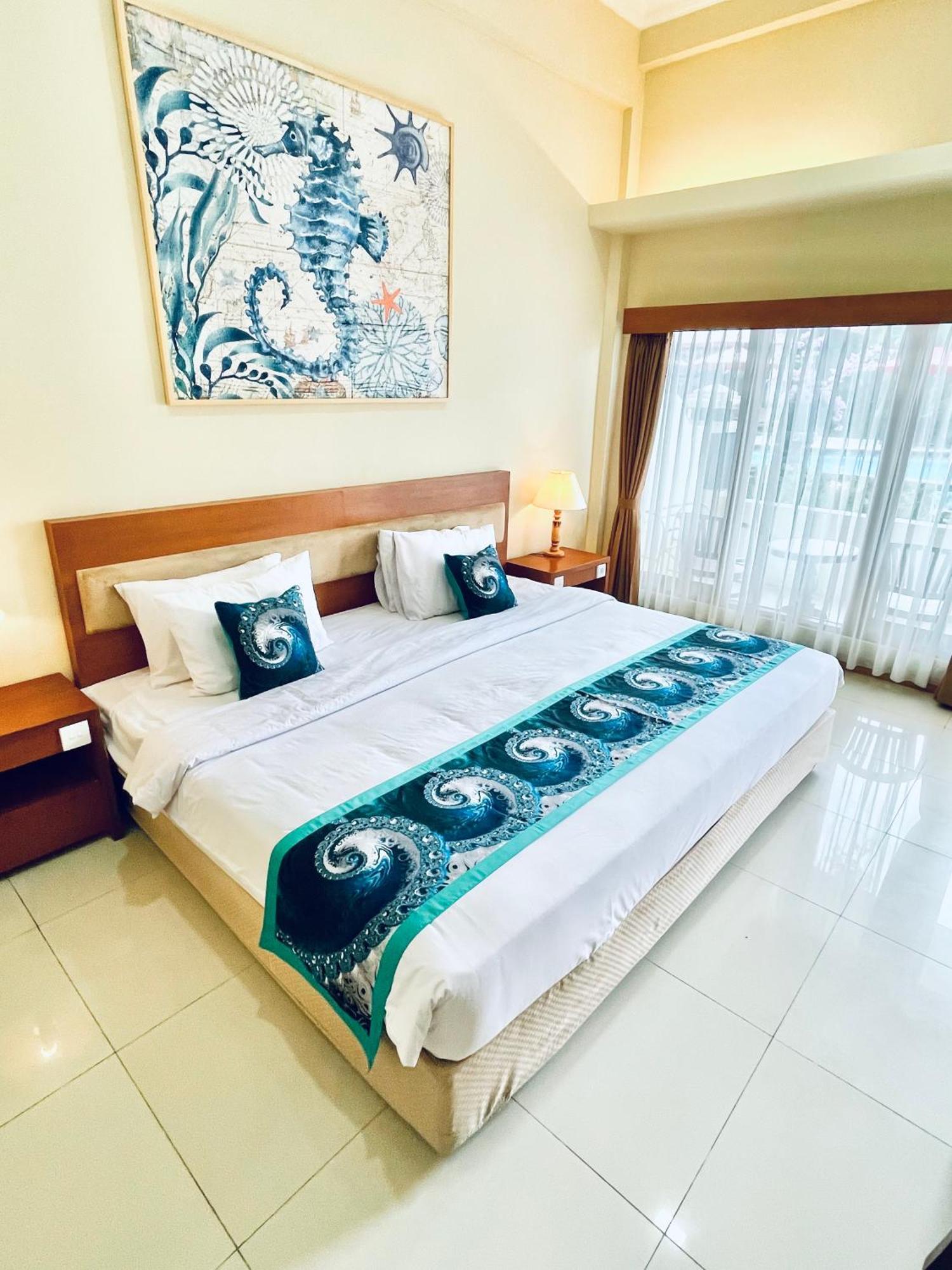 Marine Bay Sanur Hotel Exterior photo