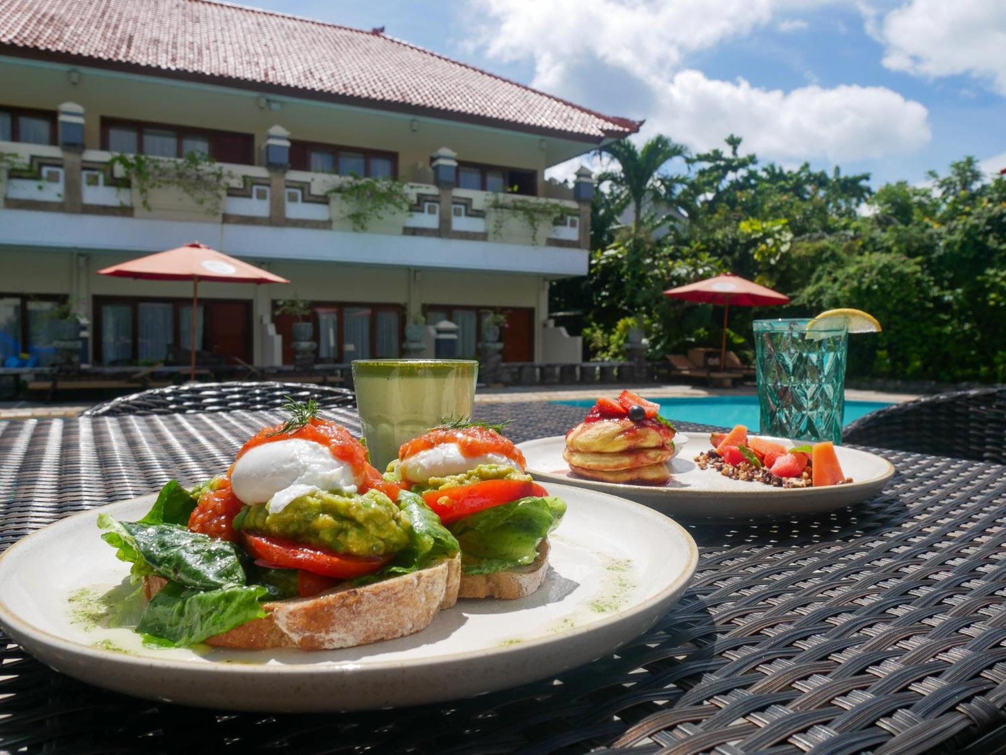 Marine Bay Sanur Hotel Exterior photo