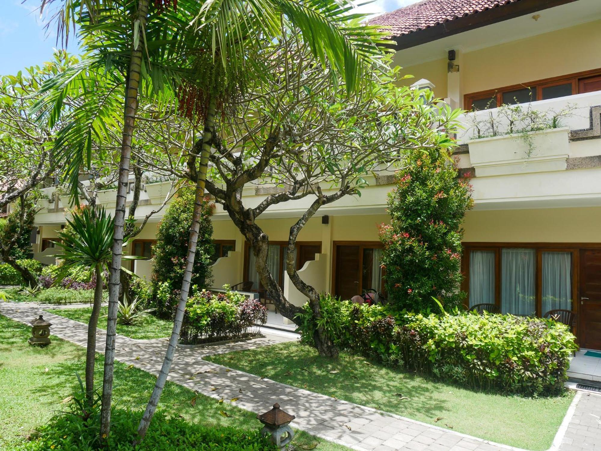 Marine Bay Sanur Hotel Exterior photo