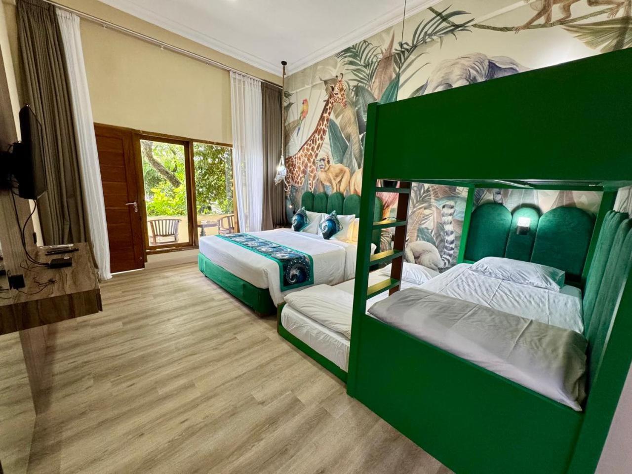 Marine Bay Sanur Hotel Exterior photo